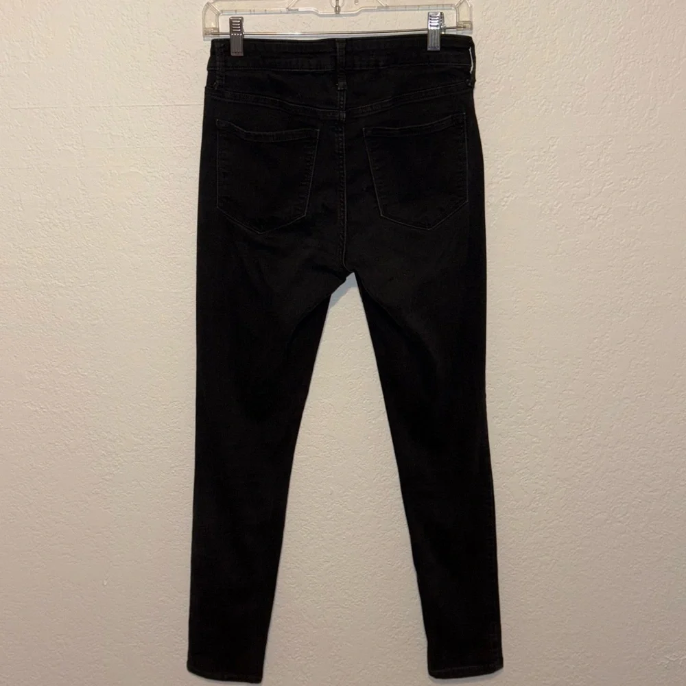 Old Navy Rockstar Mid-Rise Black Skinny Jeans (Size 8 Long)